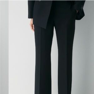 Aritzia Classic Black Women's Trousers